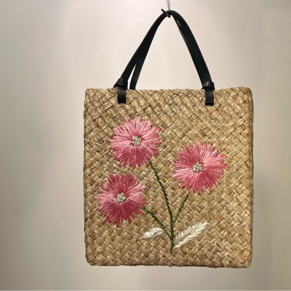 Kate Spade New York Woven Straw Tote, Pink Floral Appliqué, Green Lining
